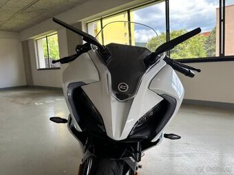 CFMOTO 300SR Nebula White - 3