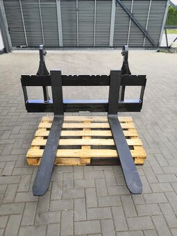 Paletizační vidle na kolový nakladač Volvo L60 - L120 a jiné - 3