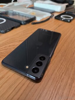 Samsung S21 128GB + příslušenství - 3