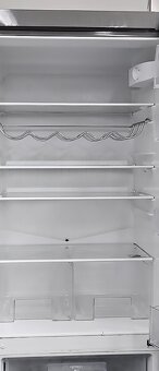 Prodám plně funkční kombinovanou lednici nerezu Elektrolux - 3