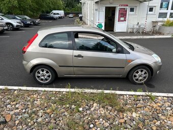 Ford Fiesta - 3