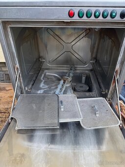 Gastro průmyslová myčka RM gastro wp-40 - 3