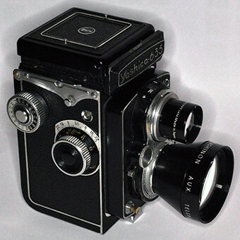 Sháním předsádky (makro, tele, wide) pro Yashica TLR - 3