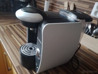 Kávovar kapslový - zn. Bosch Tassimo - 3