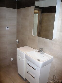 Pronájem moderní garsonky 33 m2 se zahrádkou v Šumperku - 3