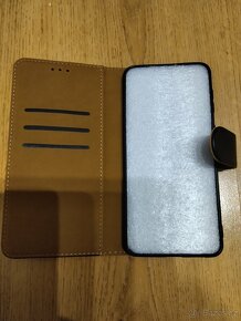 Samsung S21+ - Flipové pouzdro černé - 3