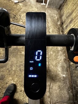 Elektro koloběžka xiaomi - 3