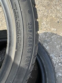 235/45/18 zimní pneu KUMHO - 3