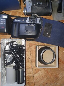 Stare fotoaparaty plus dva kusy ZENITH E. - 3