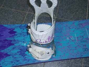 TOP DÍVČÍ SNOWBOARD BURTON FEATHER 152 CM+BURTON VÁZÁNÍ - 3