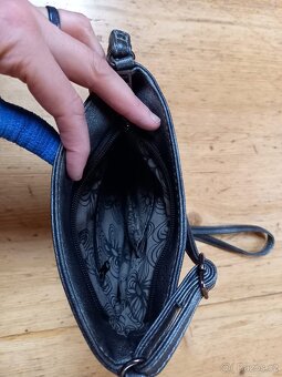 malá kabelka crossbody - 3