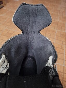 Brusle Bauer Vapor IV, vel 37.5 - 3