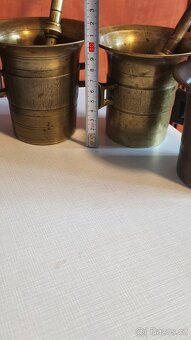 Staré mosazné hmoždíře. - 3