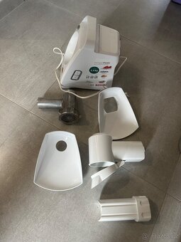Mlýnek na maso Bosch Compact Power - 3