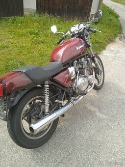Suzuki GS 850 - 3