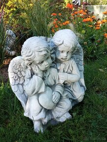 Zahradní dekorace- Andělé se srdcem - 3