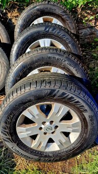 Letní pneu Nokian 265/65/17 plus Alu kola originál Nissan - 3