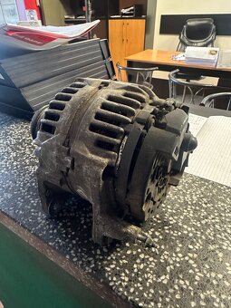 Bosch alternátor 038903023L 1.9TDi Octavia - 3
