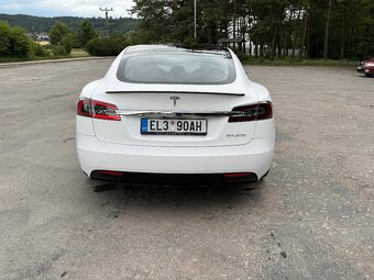 Tesla model S performance .585Kw. 100KW/H baterie - 3