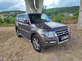 Mitsubishi Pajero 3.2 DI-D 2016 – zajímavá výbava - 3
