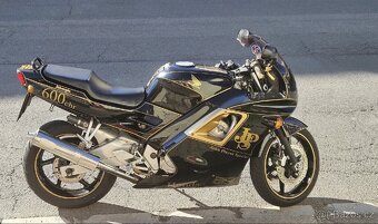 Honda cbr 600 - 3