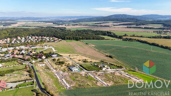 Krásný rohový pozemek pro výstavbu rodinného domu, Hořovice - 3