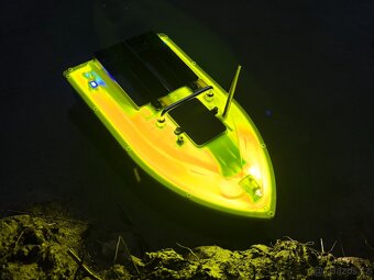 Zavážecí loďka s GPS, baterie 12000mAh - JEDNORUČNÍ OVLADAČ - 3