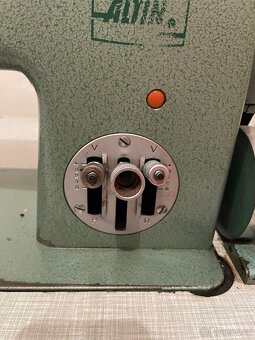 Šicí stroj Textima - 3