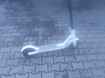 Elektrokolobezka Xiaomi - 3