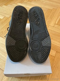 Pánské kotníkové zateplené tenisky Adidas Hoops 3.0 Mid 43 - 3