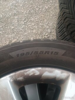 Originální alu kola - 195/55 R15 et43 6j zimní pneu - 3