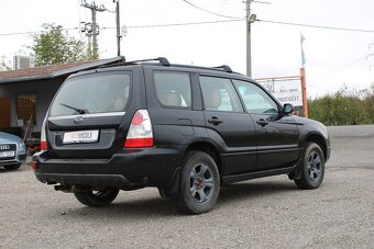 Subaru Forester, 2,5i 129KW, 4 x 4, STK 9/2026, r.v. 2006 - 3