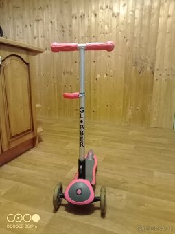 Globber koloběžka - 3