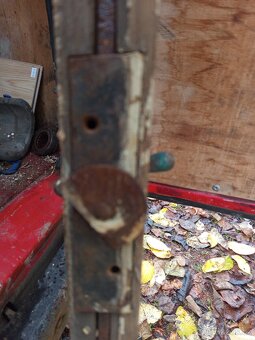 Mosazné klíčky oken - 3