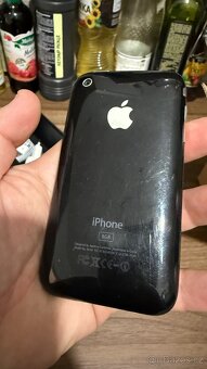 iPhone 3G 8GB - 3