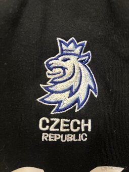 CCM - mikina s kapuci , vel. L - 3
