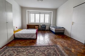 Pronájem  bytu 3+1 s balkónem, 98 m2, Hradec Králové – centr - 3