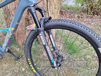 Karbonové horské kolo MRX 19" - 3