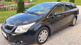 TOYOTA AVENSIS 2.0 DIESEL MODEL 2012 MOC PĚKNÁ - 3
