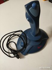 Joystick Genius Flight 2000 (F-21) - 3