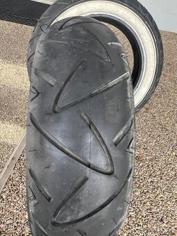 Pneu na Vespa GTS - 3