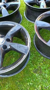 Audi kovaný hliník R17 5x112 - 3