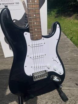 Fender Squier Stratocaster Pack LRL BK - 3