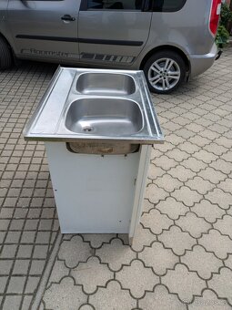 Nerezový dvoudřez - 3