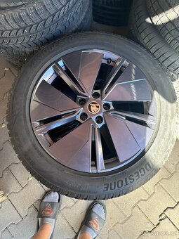 Zimní sada NOVÝCH alu kol Škoda Enyaq/Elroq Regulus R19 - 3
