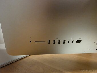Apple iMac 21.5" Retina 4K (2017) - 3