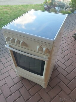 Sporák sklokeramika electrolux - 3