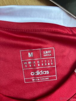 Manchester United jersey - 3
