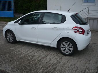 Peugeot  208 1.2 i - 3