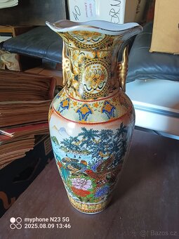 Staré keramické kovové porcelánové vázy malovane - 3